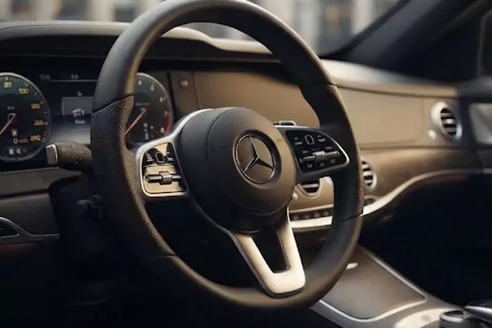 Taxi Lille Ambleteuse : intérieur confortable d’une berline noire de taxi